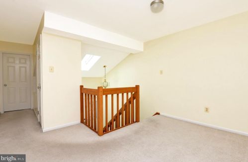 5 Brookline Ct, Princeton NJ  08540-1741 exterior