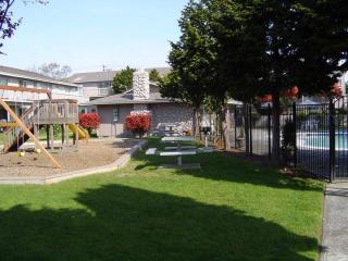 1801 84th St, Tacoma WA  98444-3143 exterior