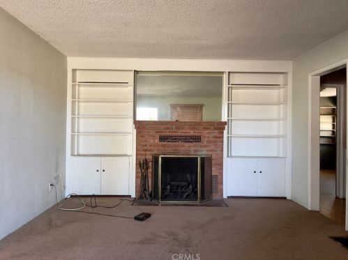 3640 Columbia Ave, Riverside CA  92501-1620 exterior
