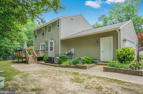 7443 Cross Creek Ln, Spotsylvania, VA 22551-3014