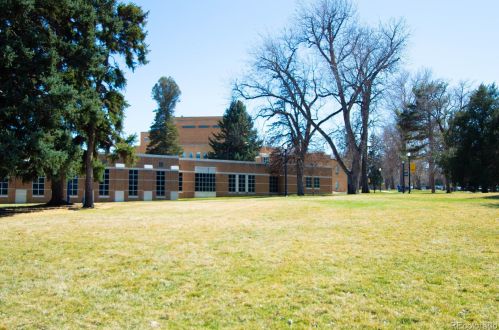 2038 6th Ave, Greeley CO  80631-7106 exterior