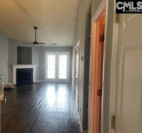 131 Quinton Ct, Cayce-West Columbia SC  29170-2953 exterior