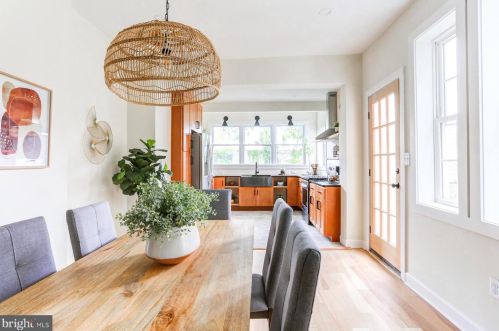 241 Elm St, Lancaster PA  17603-3445 exterior