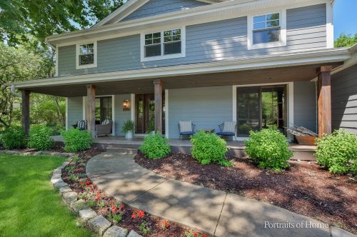 670 Plumtree Rd, Glendale Heights, IL 60137-4235