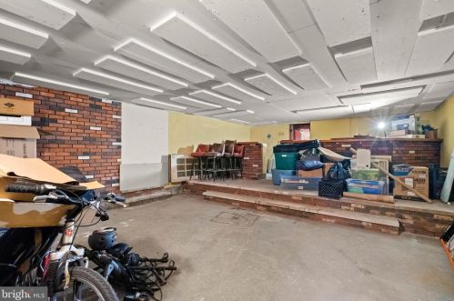 1226 8th St, Philadelphia PA  19147-5130 exterior