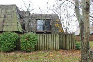 132 Cedarwood Ln, Madison, TN 37115-2767
