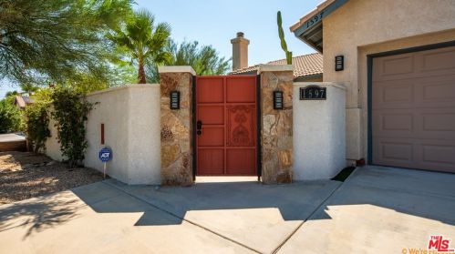1597 Racquet Club Rd, Palm Springs, CA 92262-2365