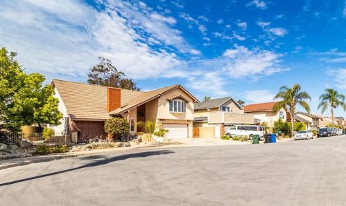 4027 Cheshire Dr, Cypress, CA 90630-2707