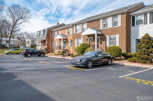 141 Howell Ave, Perth Amboy NJ  08863-1445 exterior