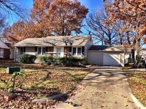 408 Warwick St, Angola, KS 67337-2625