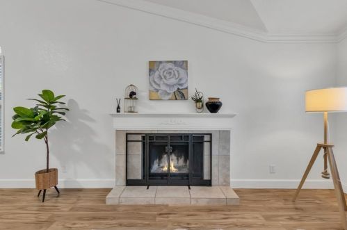8616 Diamond Crest Ct, Elk Grove CA  95624-2848 exterior