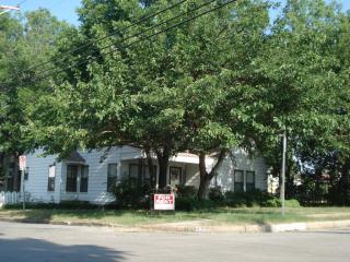 2601 Rogers Ave, Fort Worth TX  76109-1350 exterior