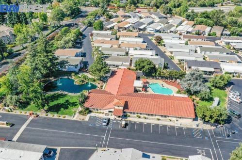 3263 Vineyard Ave, Pleasanton CA  94566-6328 exterior