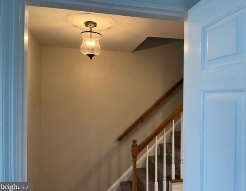 833 Marjory Ter, Lancaster PA  17603-5866 exterior