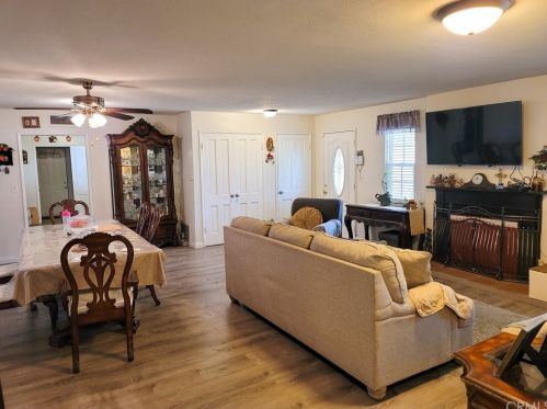 135 Madrona St, Rialto, CA 92376-4318