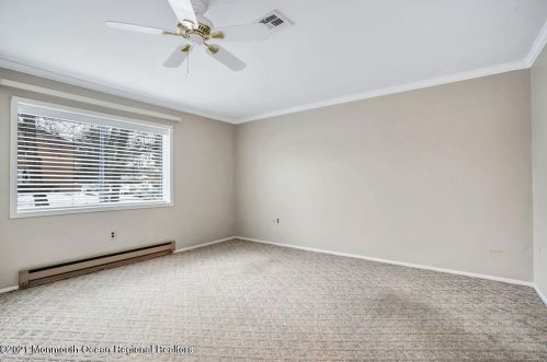 3 Manchester Ct, Tinton Falls NJ 07701-5492 exterior