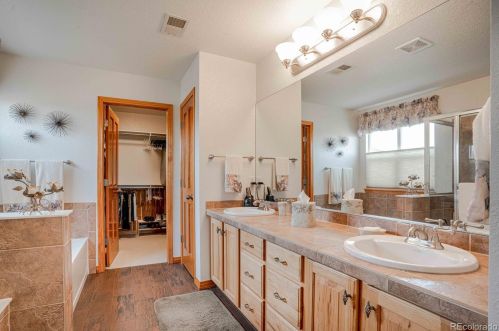 25038 Roxbury Pl, Denver CO  80016-4111 exterior