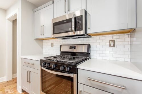 2580 Harris St, Atlanta GA  30344-2624 exterior