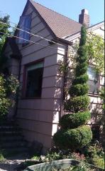 9640 42nd Ave, Seattle WA  98115-2524 exterior