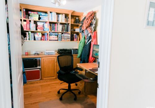 1080 Grandview Dr, Providence UT 84332-9317 exterior