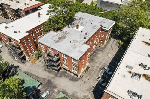 18 Collier Rd, Atlanta GA  30309-1739 exterior
