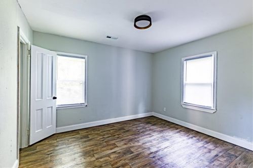 1361 Byrere Ter, Atlanta GA  30310-3927 exterior