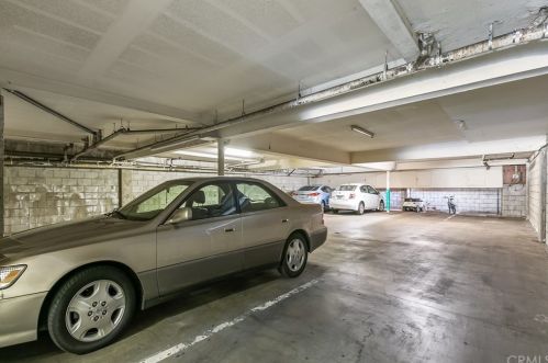 1118 Irving Ave, Glendale CA 91201-2808 exterior