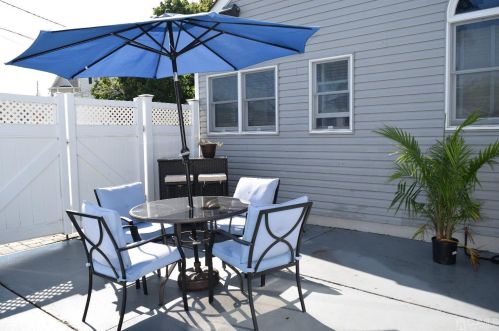 954 Mulberry St, Trenton NJ  08648-4524 exterior