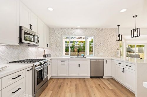 25662 Eastwind Dr, Dana Point, CA 92629-1545
