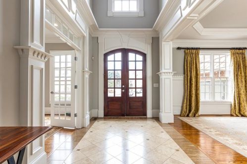 700 Glengate Pl, Atlanta GA  30328-7257 exterior