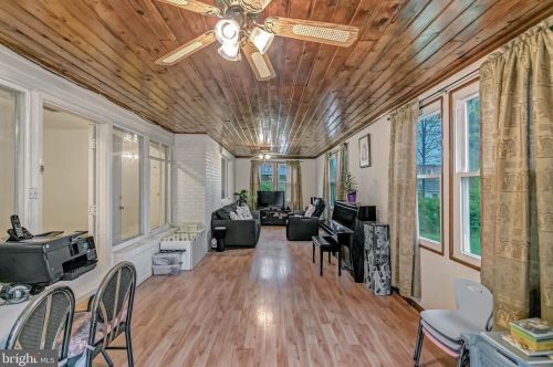 1113 Navahoe Dr, Silver Spring MD 20903-3338 exterior