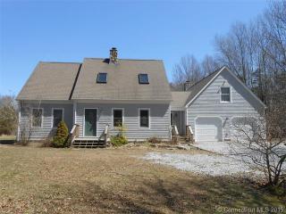 14 Home Stake Ln, Deep River, CT 06419-2422