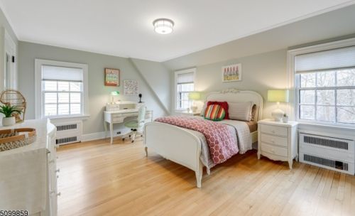 140 Wyoming Ave, Maplewood NJ 07040-1043 exterior