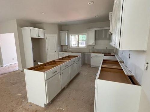 645 Lakeview Bnd Cir, Jefferson GA  30549-7061 exterior