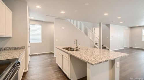 23890 34th Ave, Denver CO  80019-5304 exterior