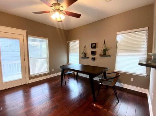 239 Cleveland, Uhland TX  78640-5897 exterior