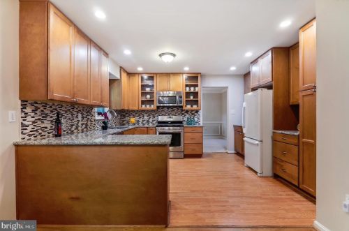 2417 Laurelwood Ter, Silver Spring MD 20905-6419 exterior