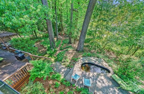 899 Cumberland Rd, Atlanta GA  30306-3213 exterior