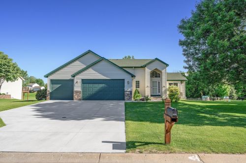 22162 138th Ave, Otsego, MN 55374-8839