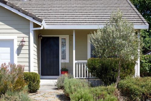 613 Smoketree Ct, Windsor, CA 95492-7101