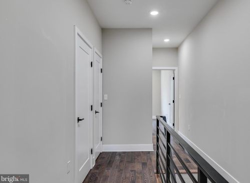 1013 24th St, Philadelphia PA  19146-2543 exterior