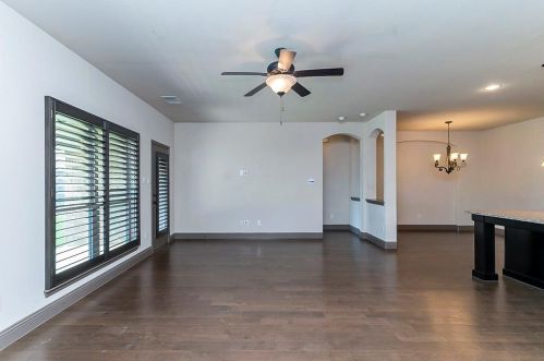 6068 Warmouth Dr, Fort Worth TX  76179-7648 exterior