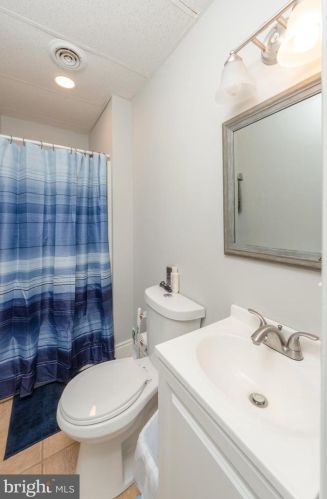 113 Walnut St, Lancaster PA  17602-2451 exterior