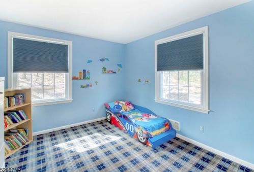 10 Long Ridge Rd, Dover NJ  07869-4564 exterior