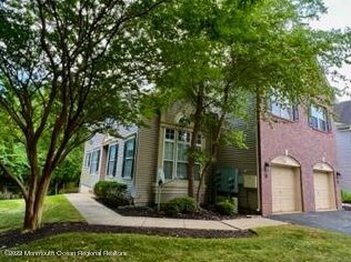 1 Pine Tree Ter, Holmdel Village, NJ 07733-2786