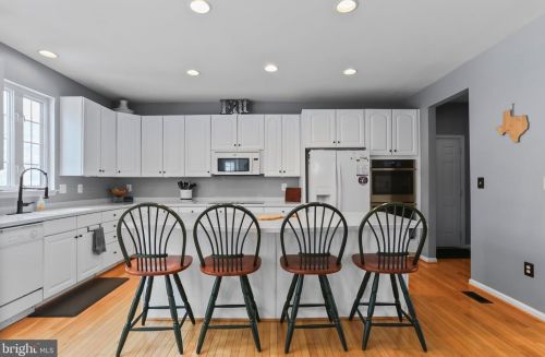 252 Prospect Hill Blvd, Charles Town WV  25414-5082 exterior