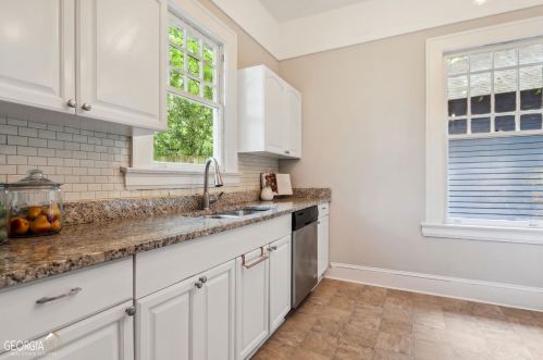 1402 Fairbanks St, Atlanta GA  30310-4348 exterior