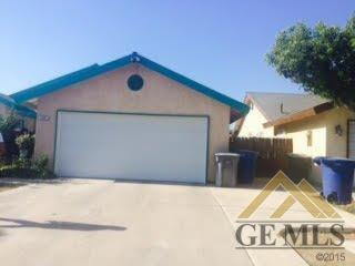1901 17th Pl, Delano, CA 93215-3778
