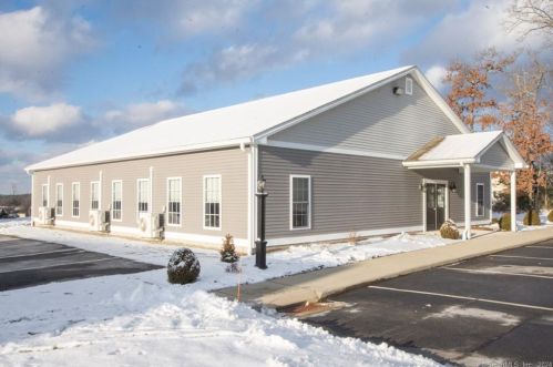 1 Owls Nest Ct, Killingly CT  06239-1543 exterior
