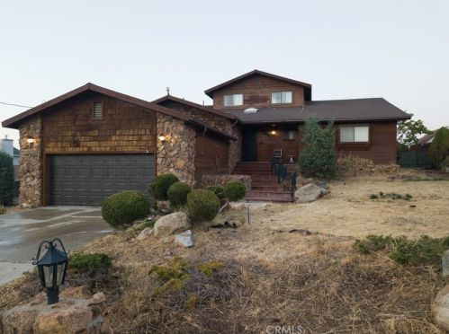 22220 Bogie St, Tehachapi, CA 93561-7561